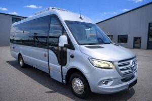 Mercedes Benz 519 CDI Panorama deLUXE