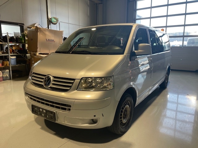 VW Caravelle LR TDI D-PF MOTION - Image 2
