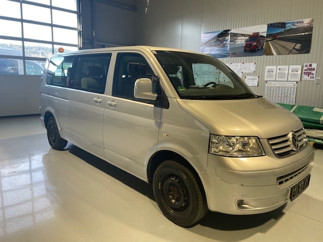 VW Caravelle LR TDI D-PF MOTION