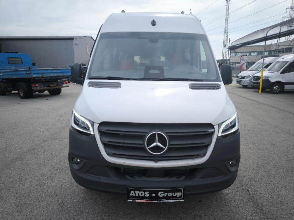 Mercedes Benz 519 CDI Schulbus m. Rampe - Image 2