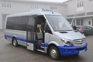 Mercedes Benz 519 CDI Panorama Premium