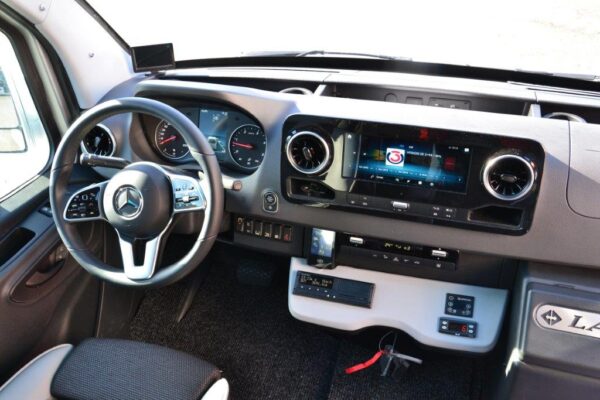 Mercedes Benz 519 CDI Hermes – Bild 9